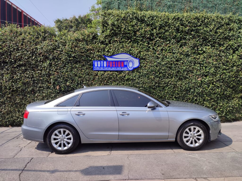 AUDI A6 MODELO 2012
