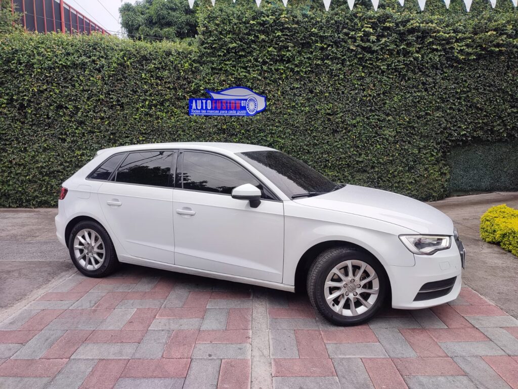 AUDI A3 MODELO 2015