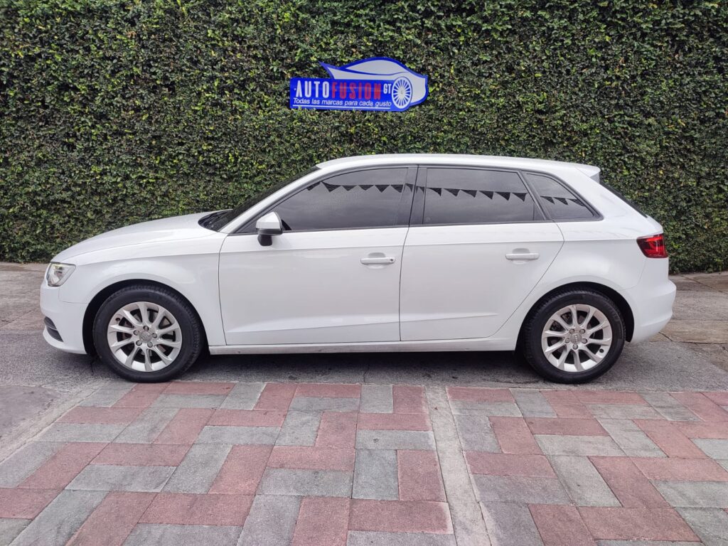 AUDI A3 MODELO 2015