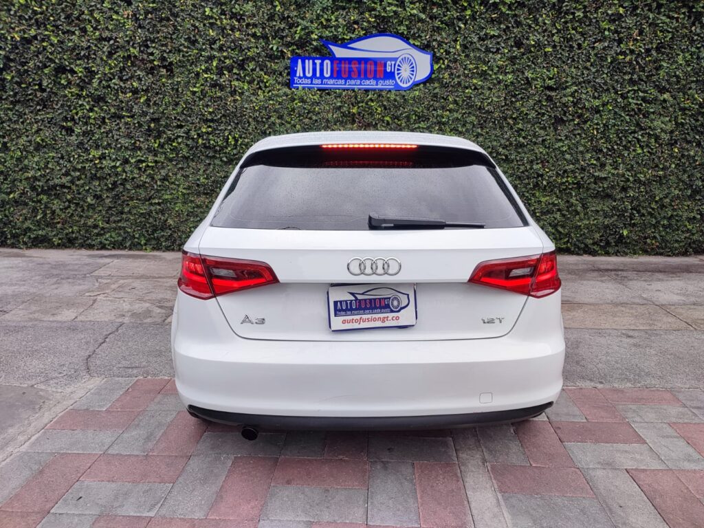 AUDI A3 MODELO 2015